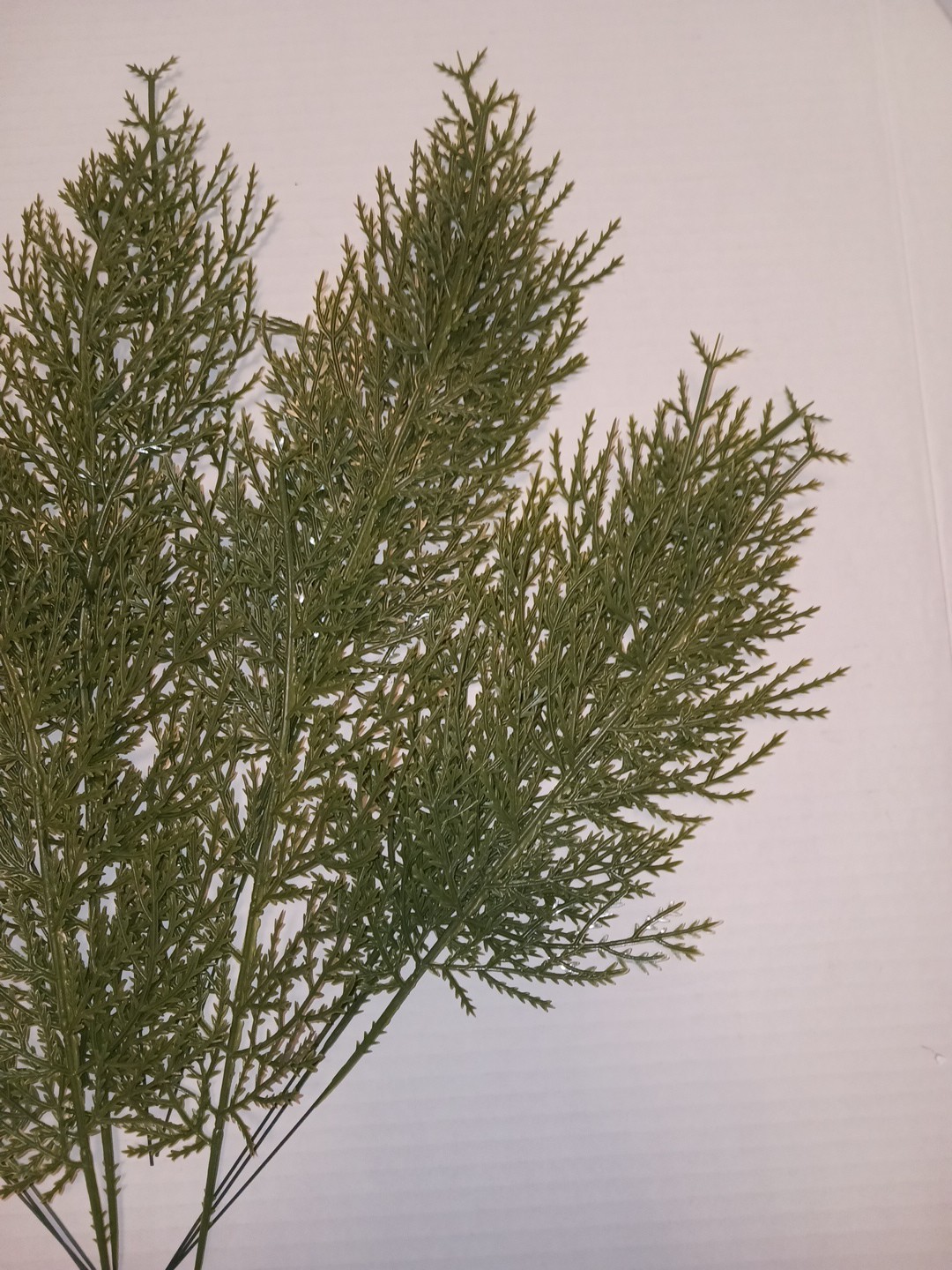 Artificial Cedar Faux Spray Branches Twig Picks Plastic Greenery x 20 Stems
