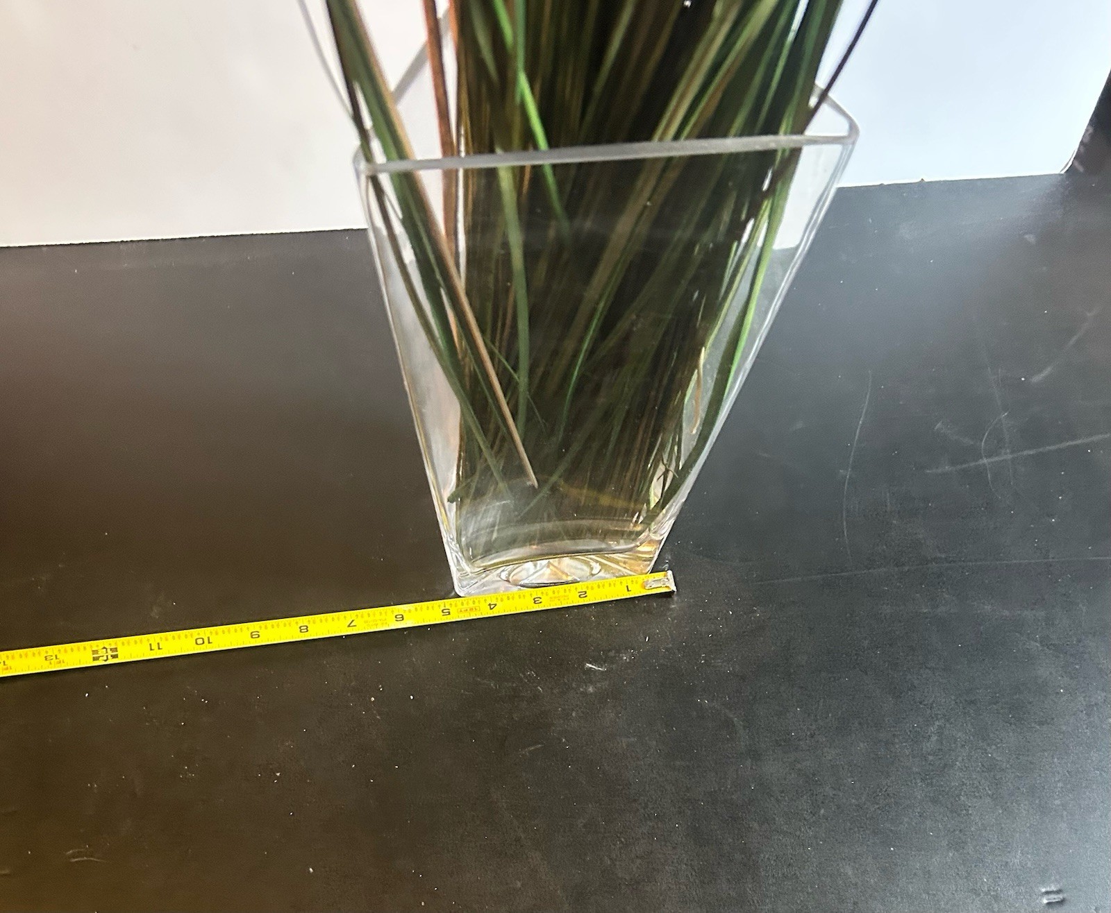 Artificial Flower And Ornamental Grass Display Glass Vase