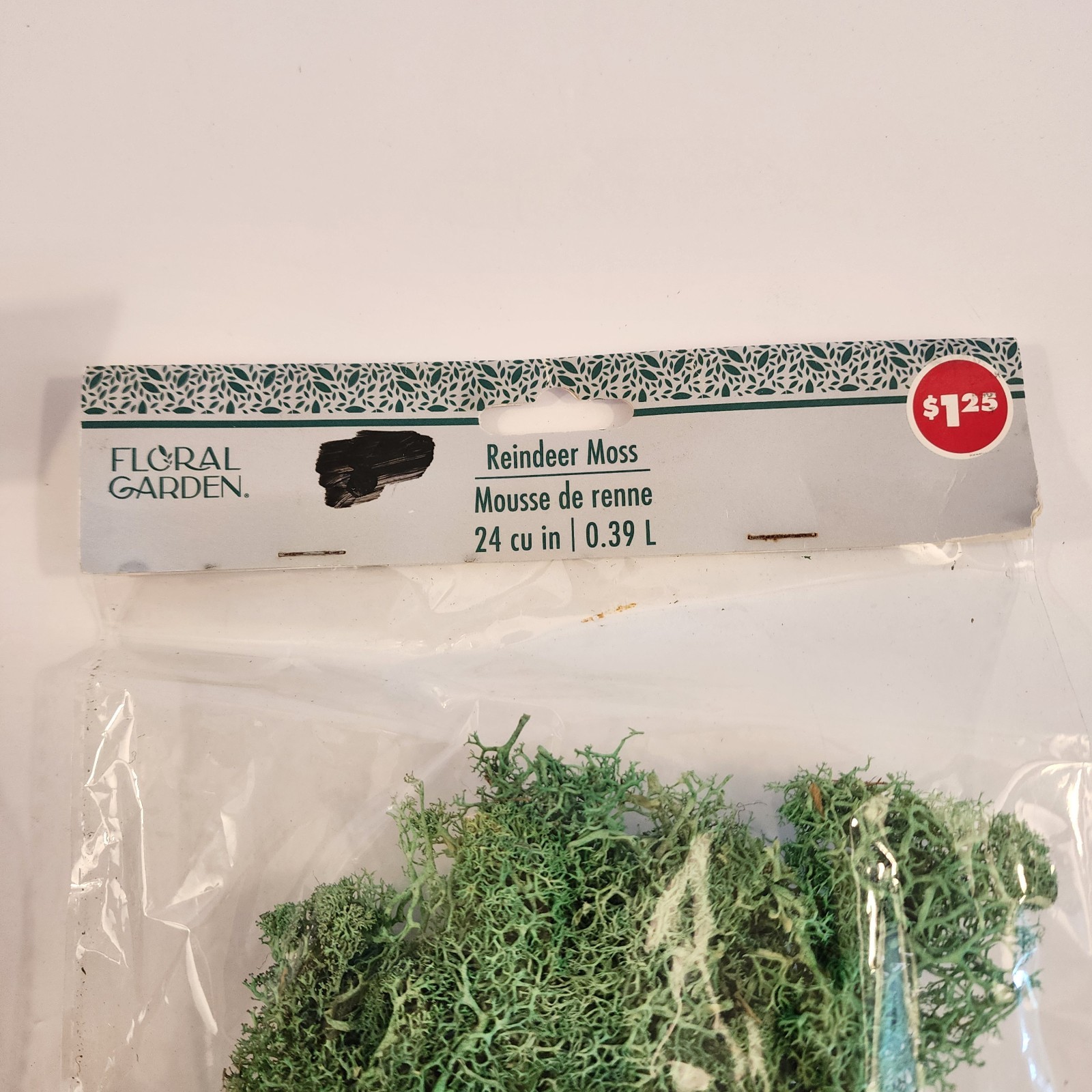 Floral Gardens; 1 Floral Moss; 1 Reindeer Moss; for Crafting/Decoration..
