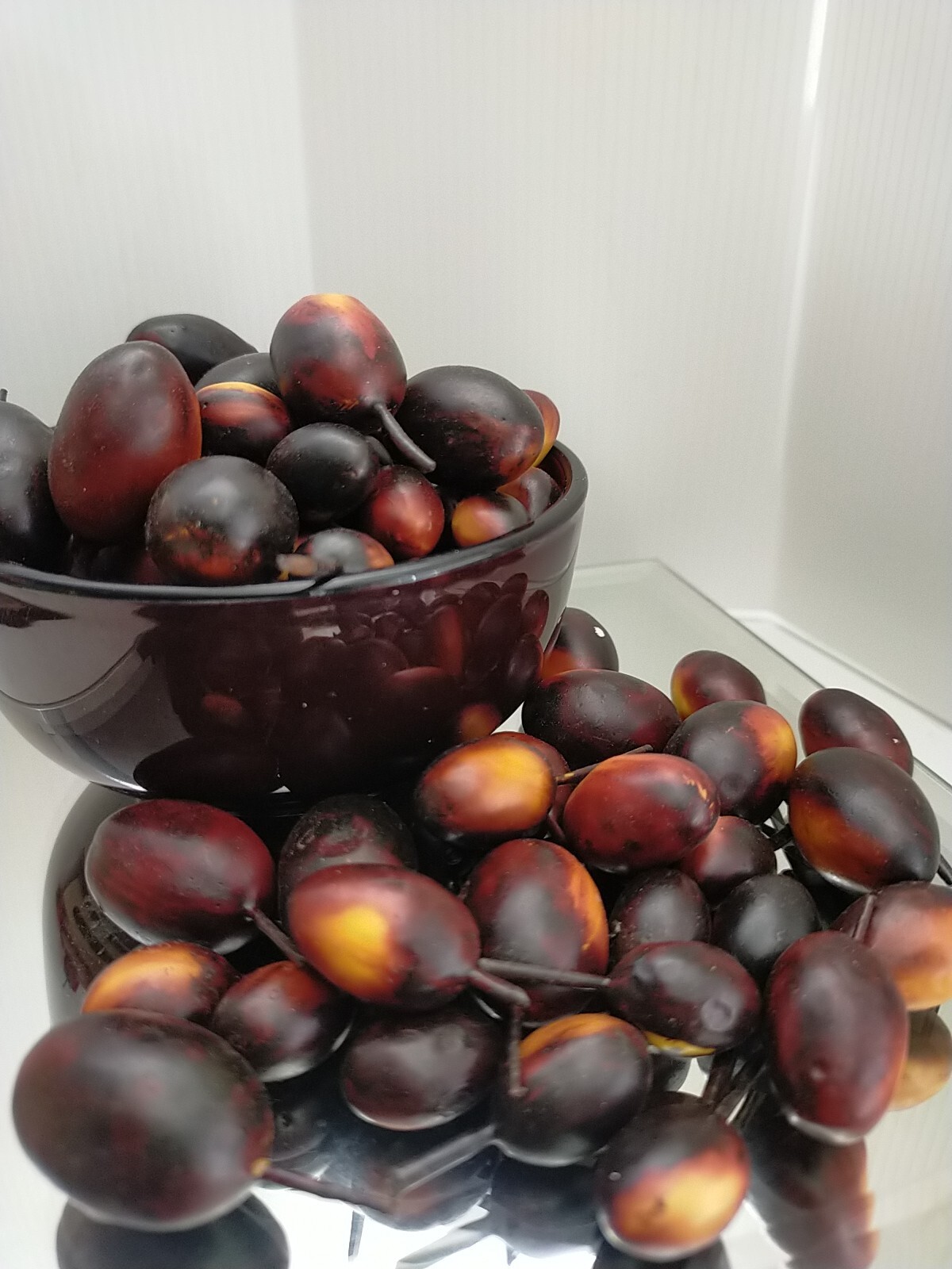 Hyper Realistic Faux Olive Fruit Ex Staging Display Stock 100g VGC