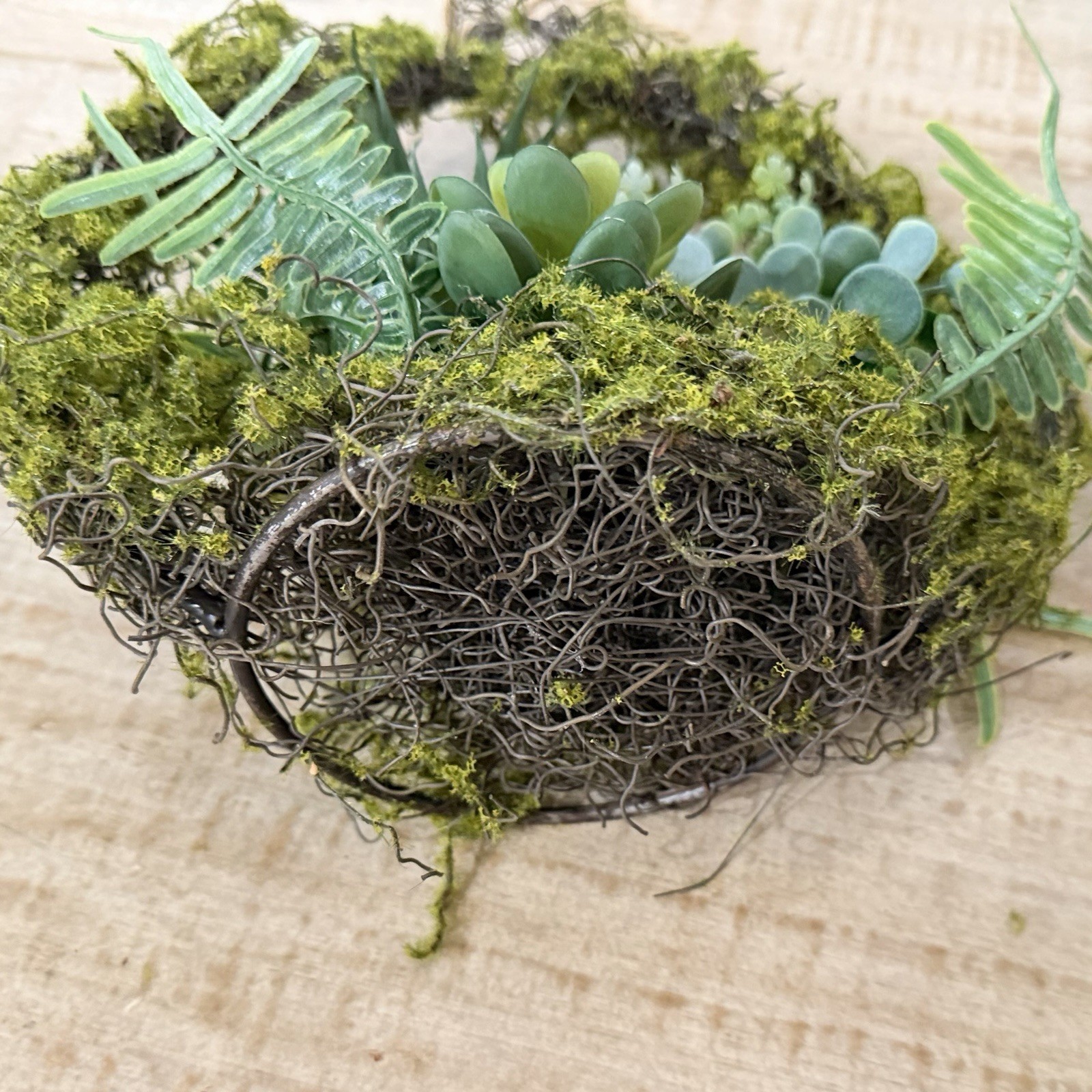 Artificial Succulent & Moss Hanging Wall Wreath Arrangement, Green Plastic 6×6″