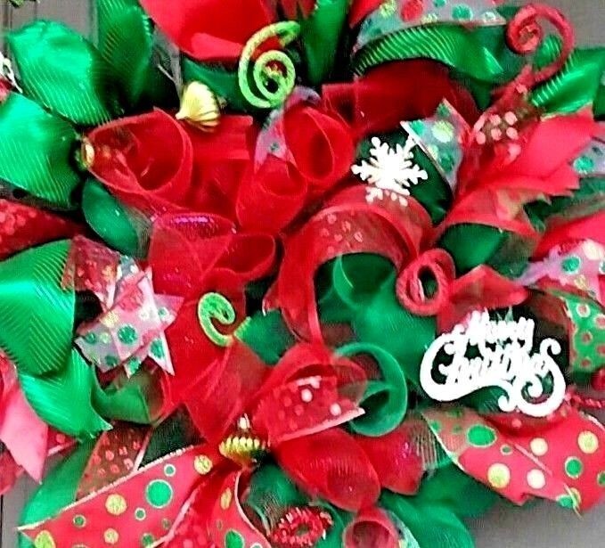 Handmade Christmas Wreath with Lights, 24″ Deco Mesh, Red/Green Door Decor
