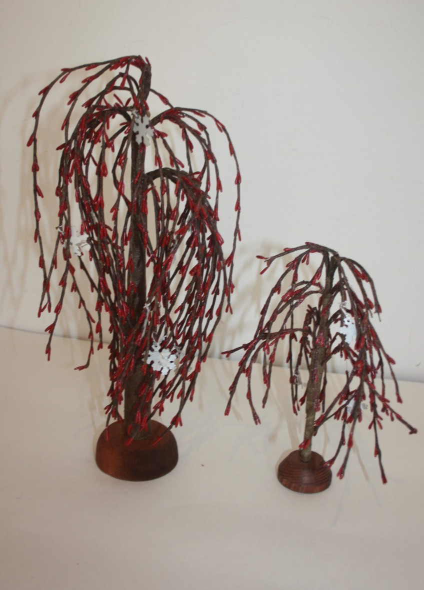 Set of 2 Artificial Weeping Willow Trees Red Primitive Rustic Decor Wood Stands