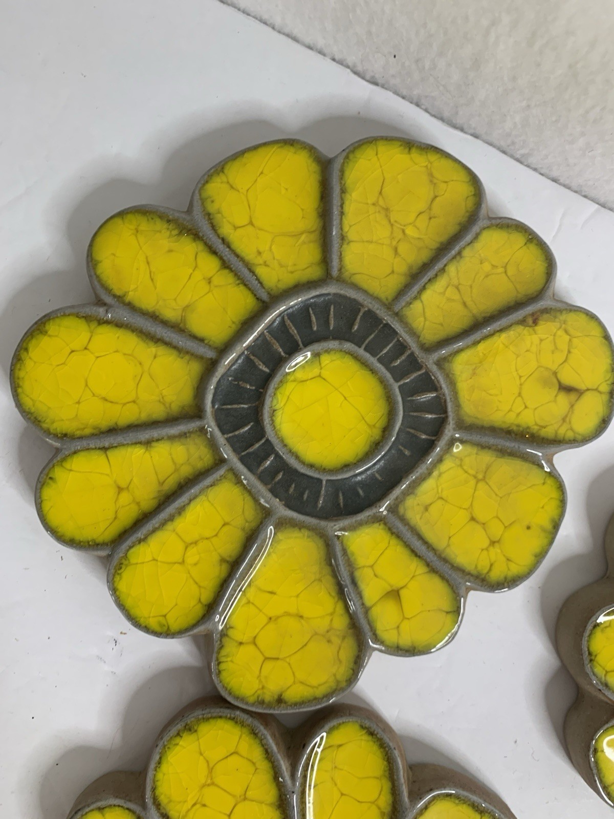 Pottery Decor Handcrafted Crackle Glazed Ceramic Folk Art Lot 4 Yellow Flowers