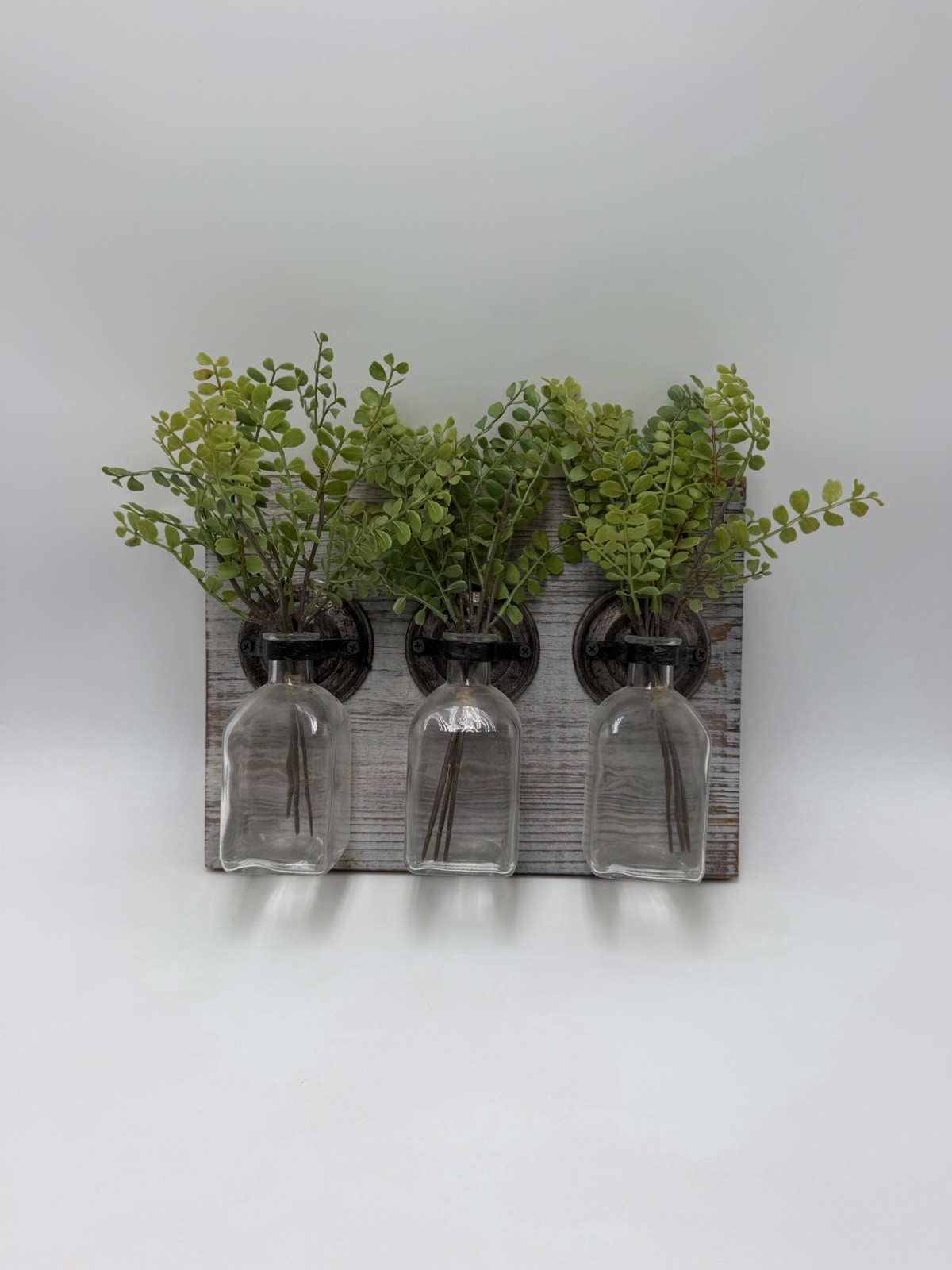 Rustic Farmhouse Wall Vase Decor Wood Panel 3 Glass Bottle Bud Vases Floral