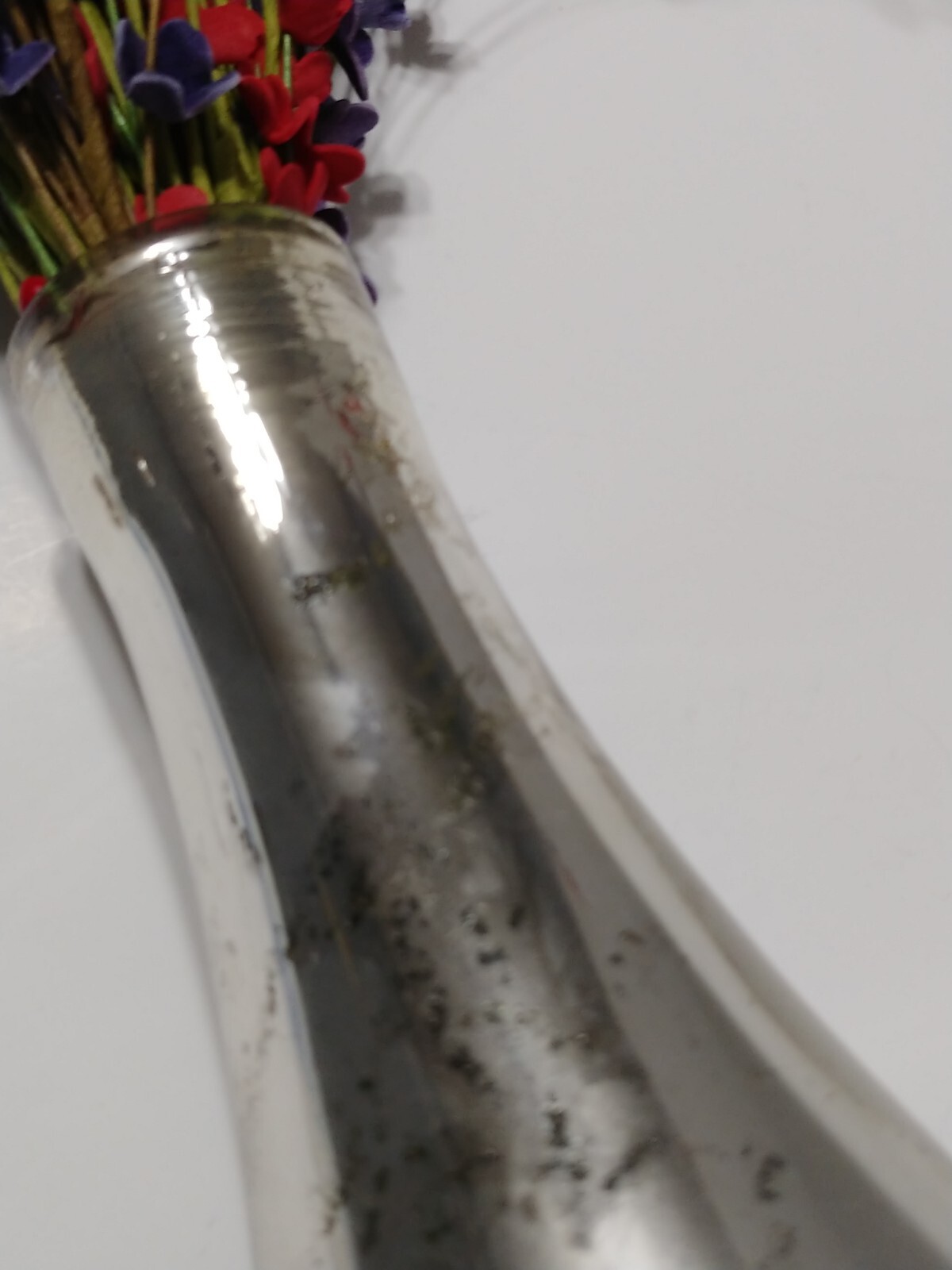 Glass Vase Flowers Floral Arrangement Artificial Silver Black Design Red Purple