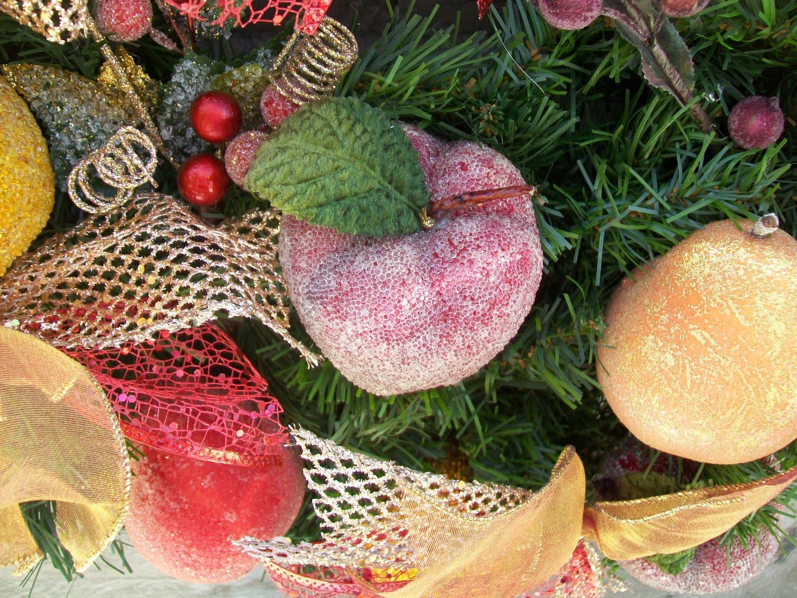 Extra Large 34-Inch Pine Frosted Fruit Decorated Christmas