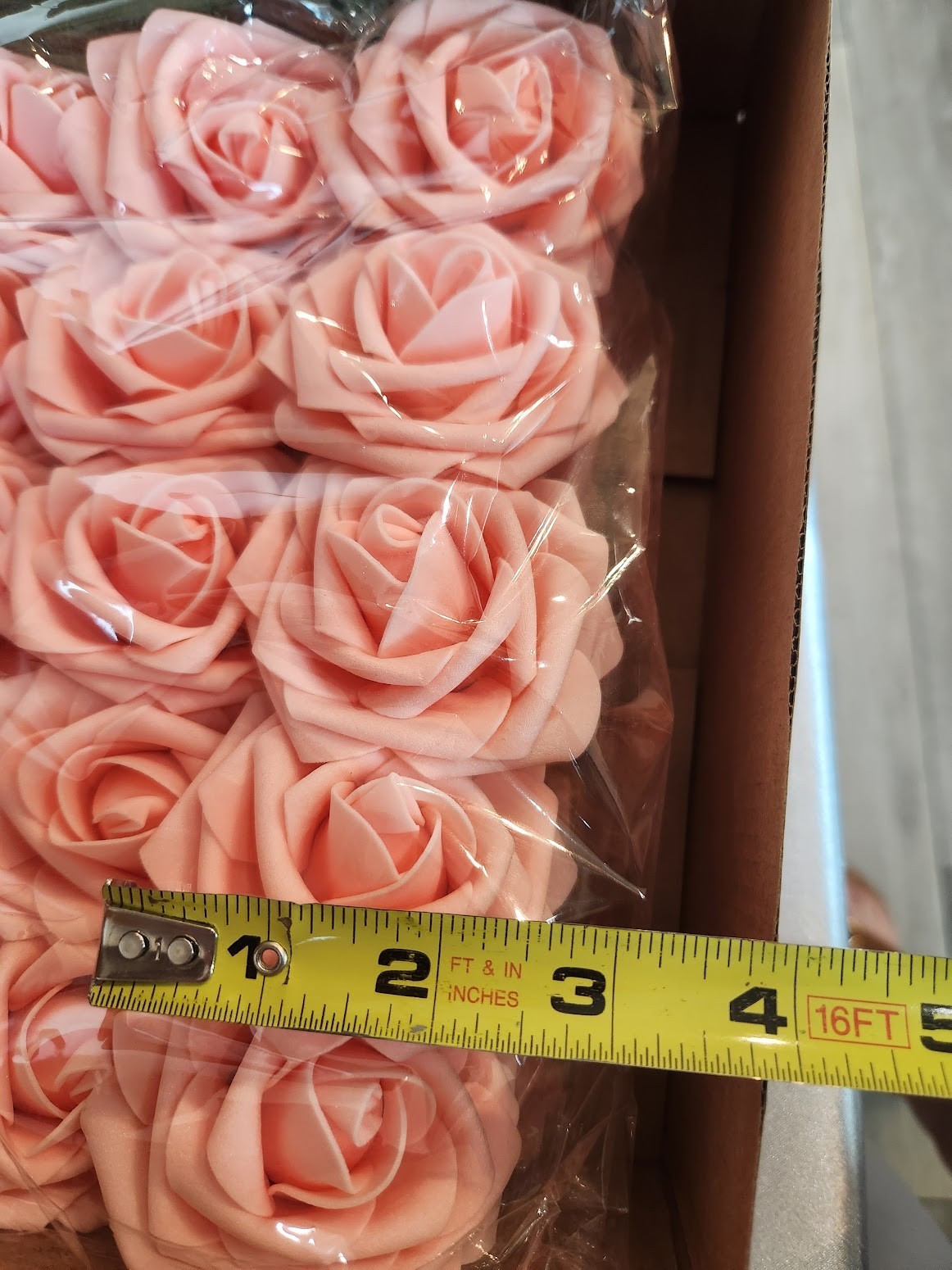 50pcs Artificial Flowers Foam Roses with Stems and 6 leaf pieces NEW
