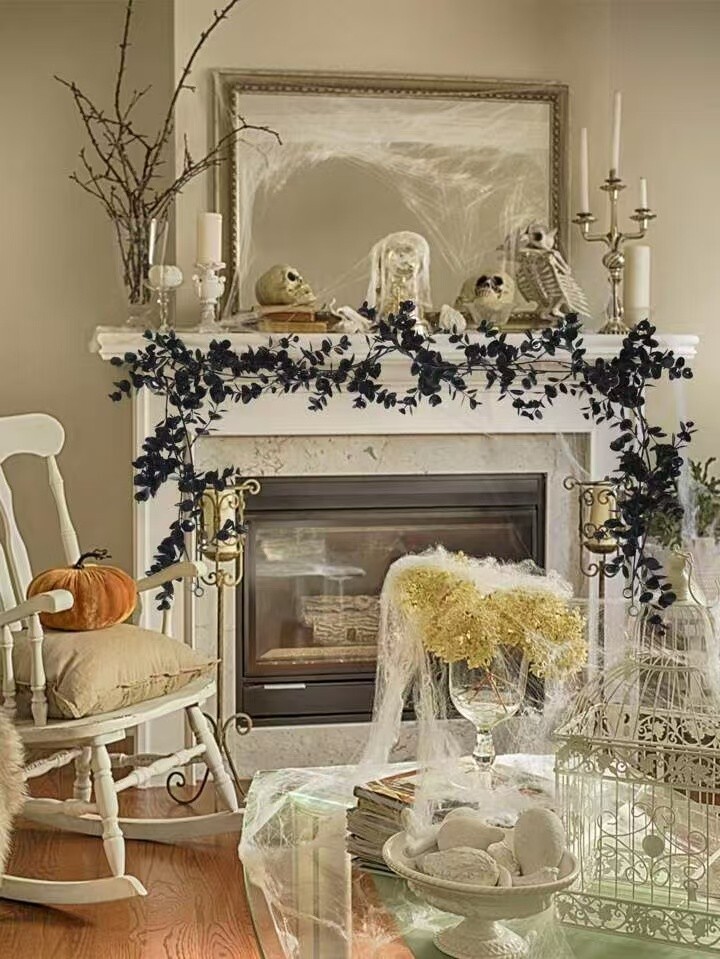 4pcs Black Eucalyptus Wreath Artificial Hanging Plant Vine For Halloween