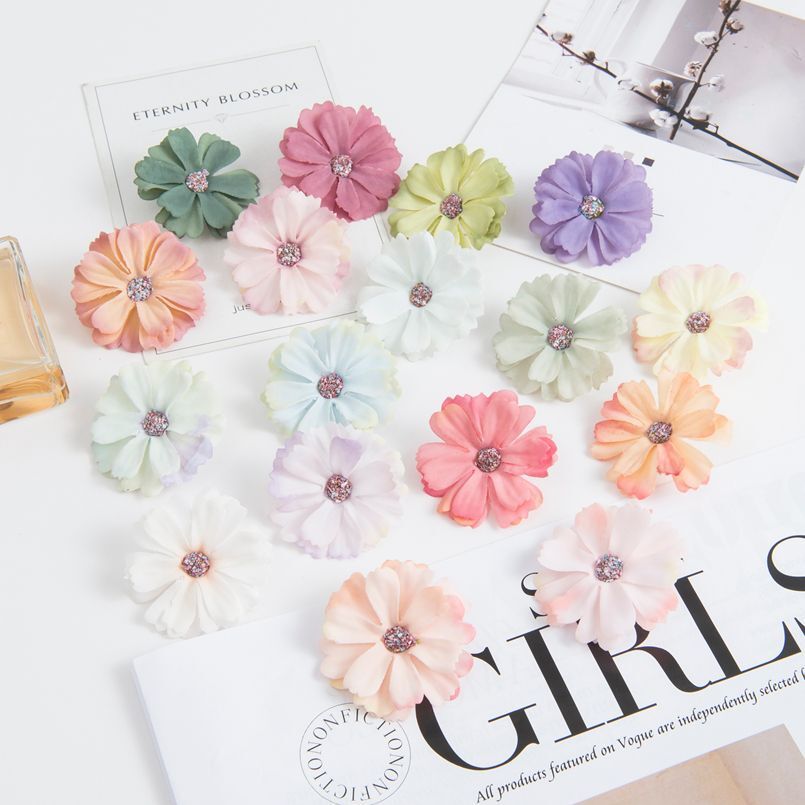 50PCS Artificial Flower Plastic Daisy Head Wedding Home Craft DIY Art Decoration