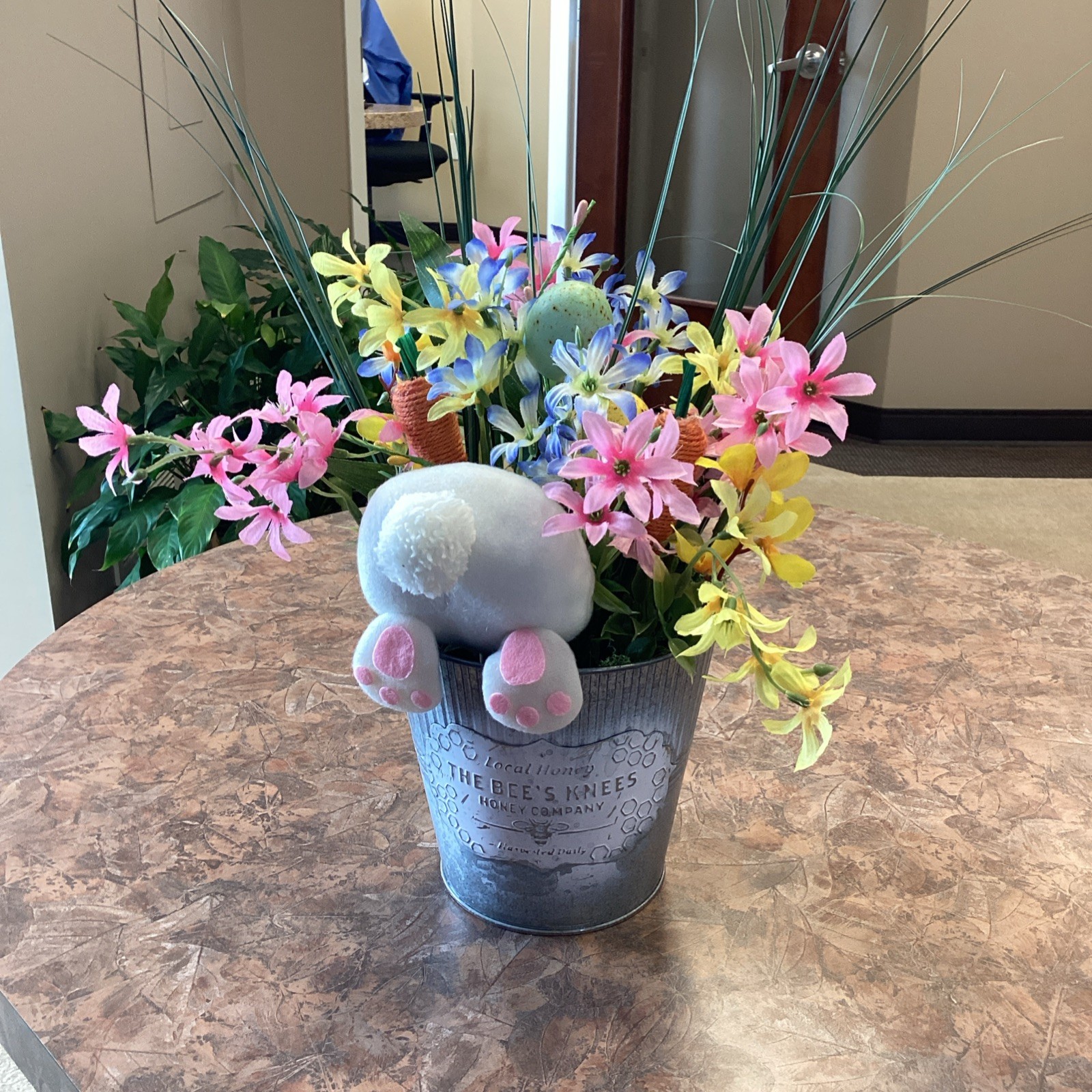 Homemade Easter Spring Daisy Arrangement w/ Bunny Butt