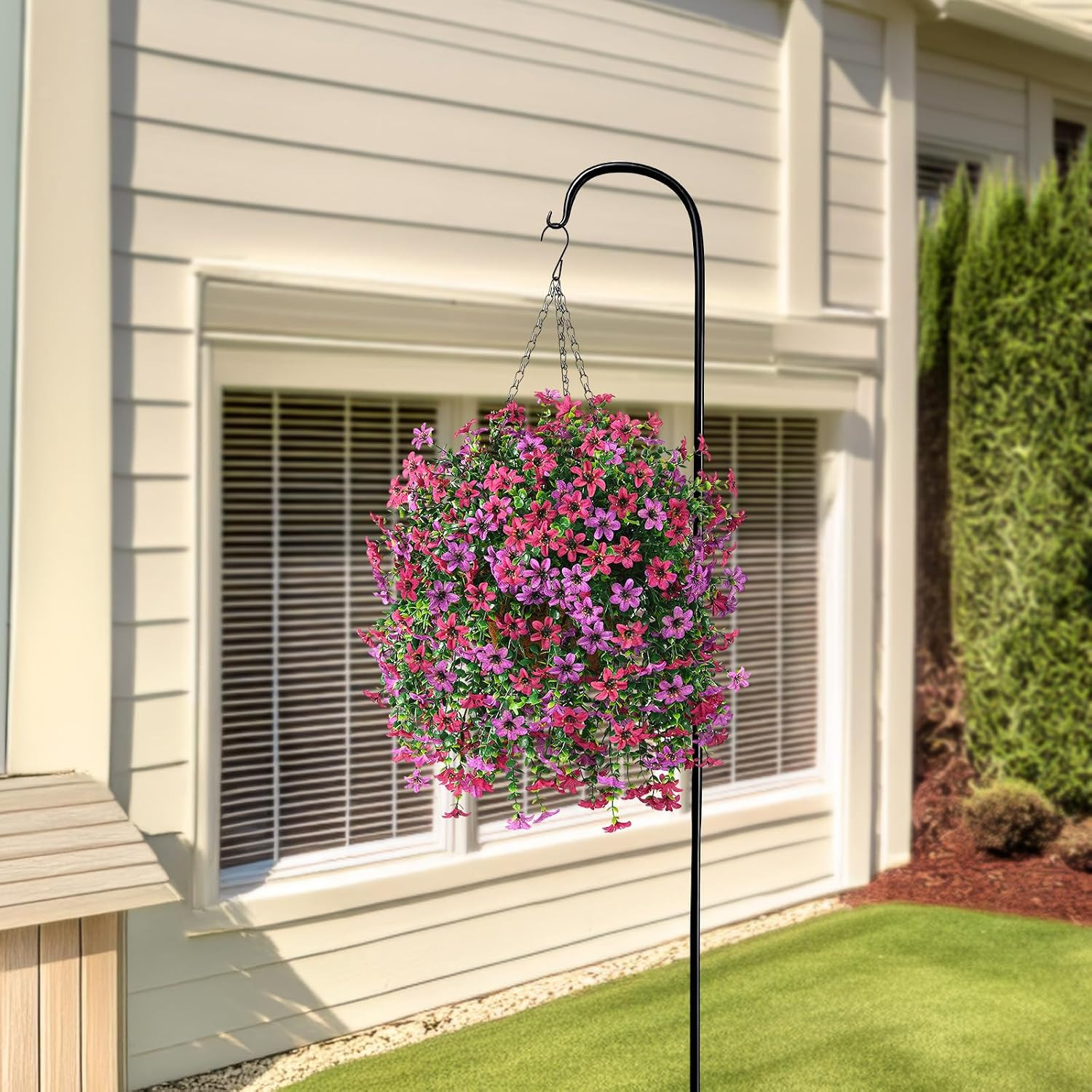UV Resistant Faux Hanging Daisy Basket for Outdoor Spring/Summer Decor