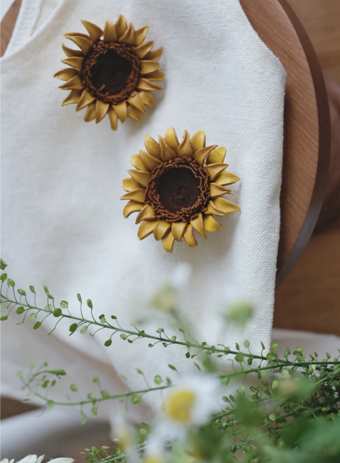Finely Handcrafted Sunflower Leather Brooch | 100% HANDMADE | GIFT CHOICE
