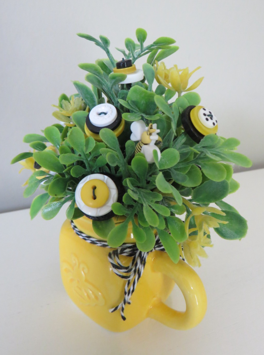Button Flower Bouquet in MINI Bee Themed Espresso Mug – Summer Home Decor #648