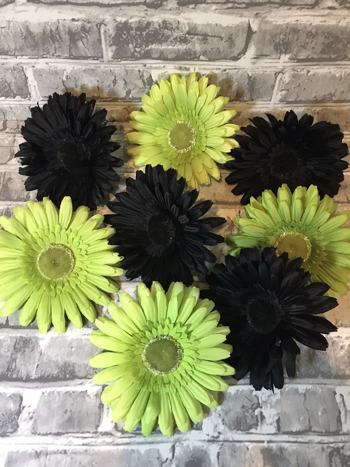 Gerber Silk Daisies 4 1/2” Flowers No Stem Black & Green Vase Fillers Crafts X8