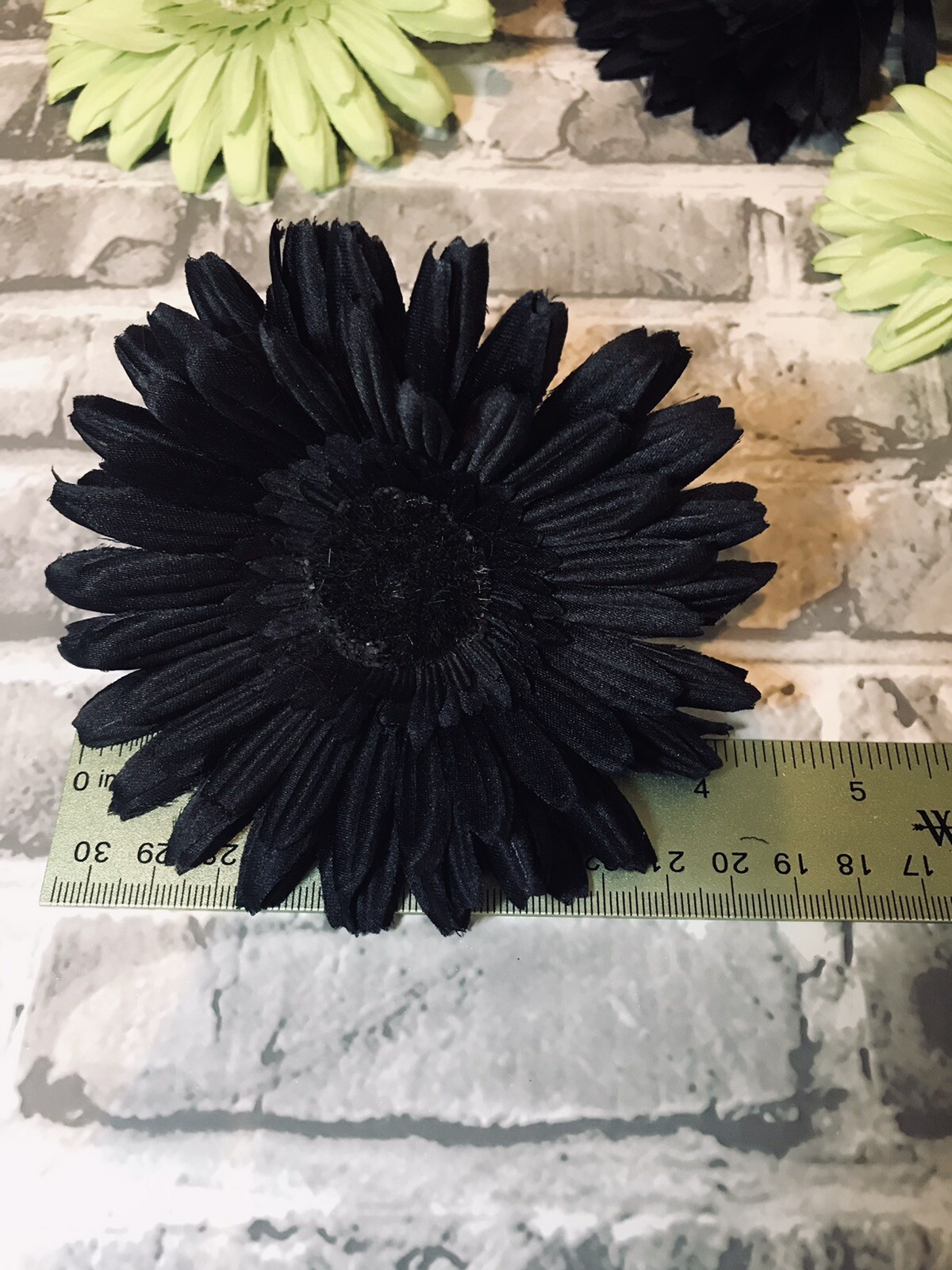 Gerber Silk Daisies 4 1/2” Flowers No Stem Black & Green Vase Fillers Crafts X8