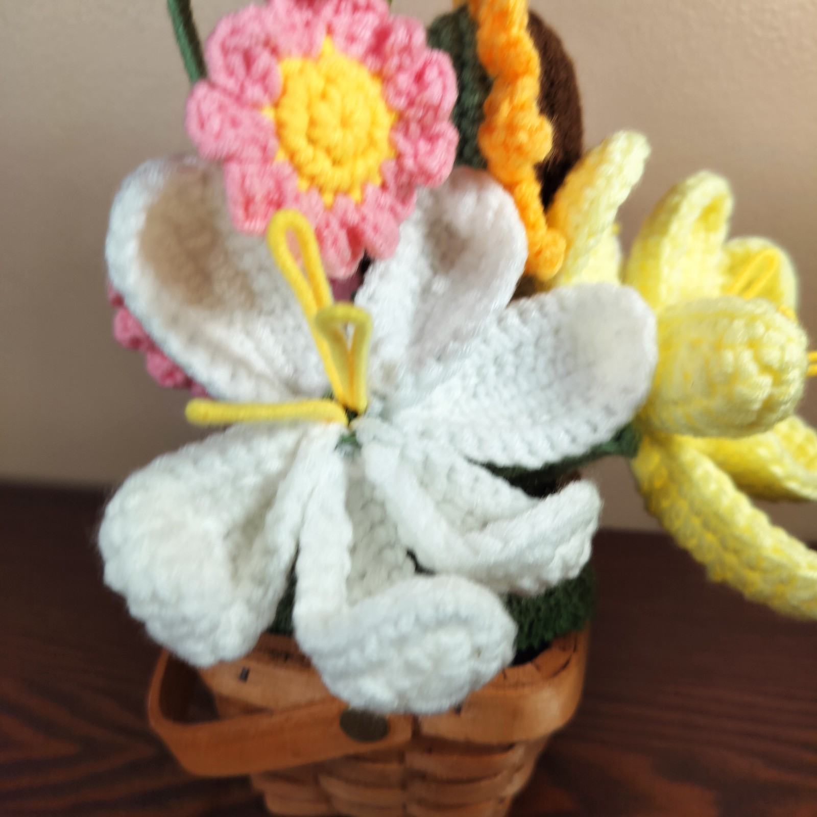 Handmade Crochet Flower Bouquet In Basket w/ Dragonfly Sunflower Lily’s Daisies