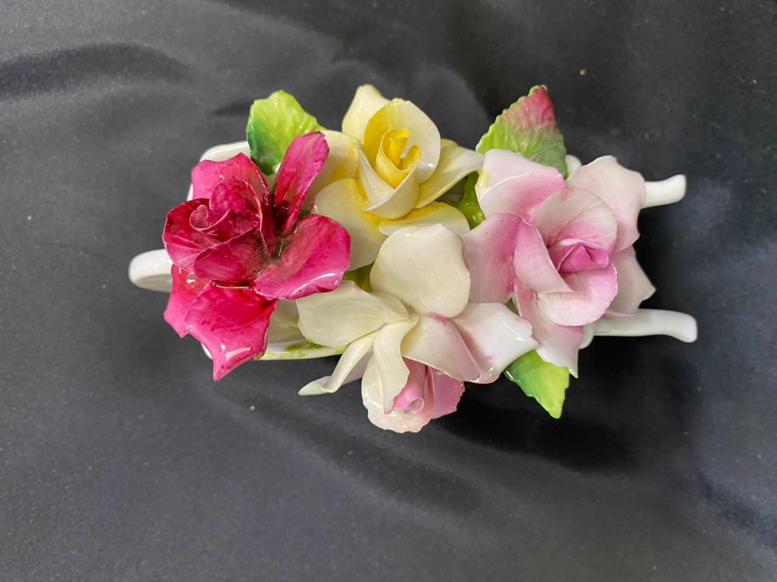 Staffordshire “WHEELBARROW BOUQUET ROSES” England Bone China 3″ x 5 1/2″ Wide