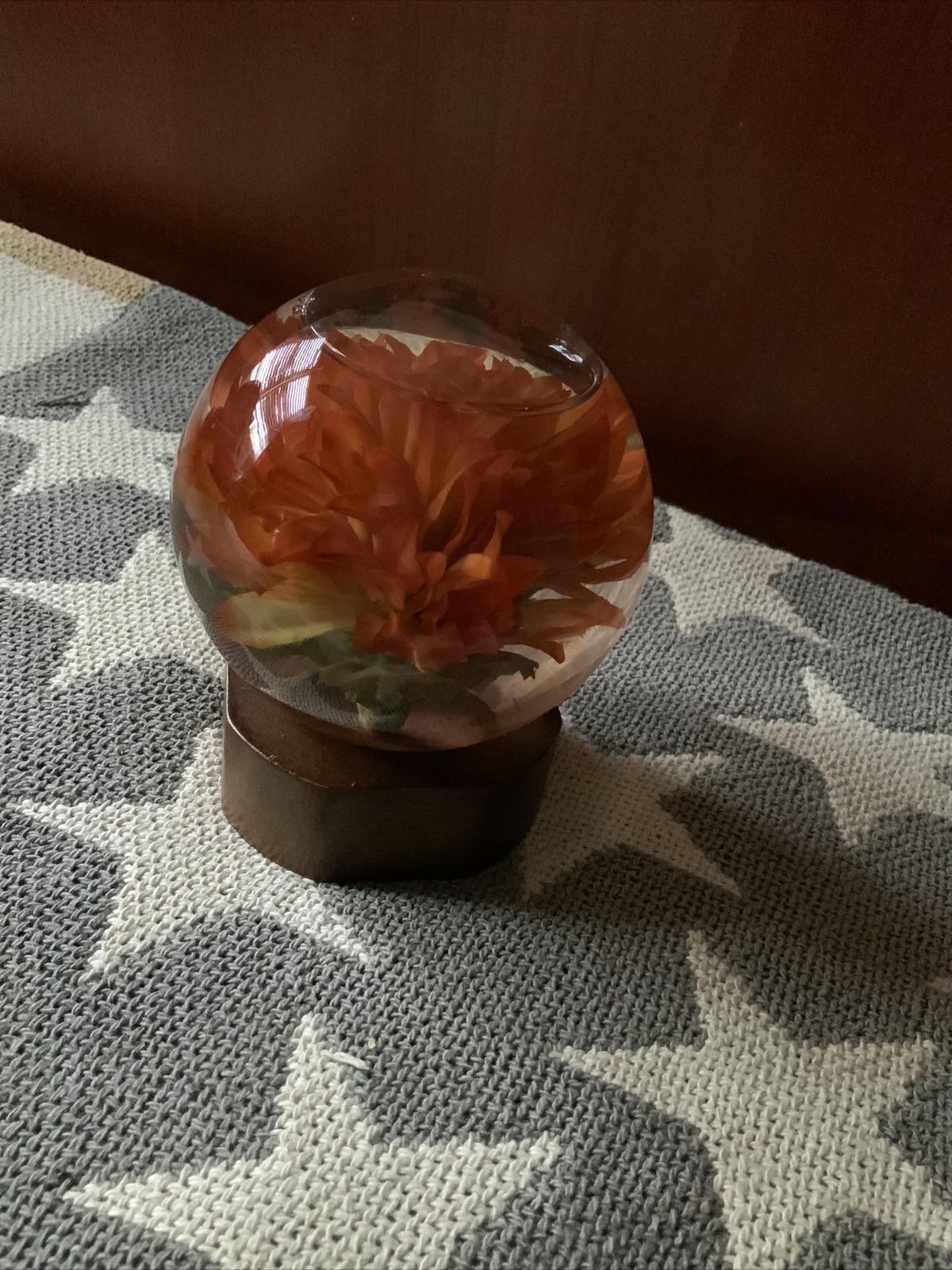 Vintage Red Flower in Water Glass Globe 4.75” X 4”