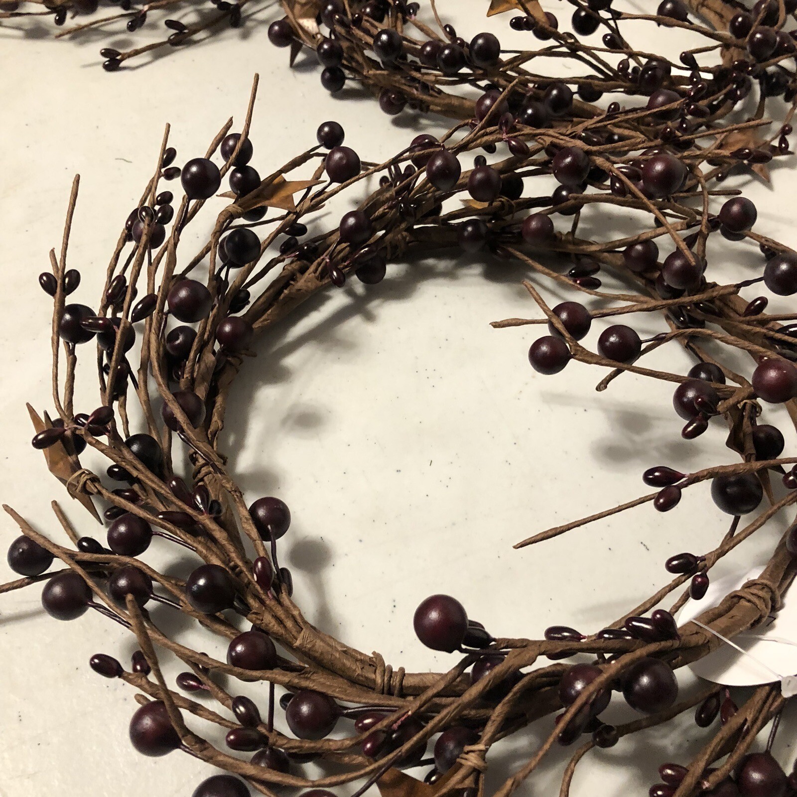 5 Pip Berry And Star Vine Candle rings 6.5” opening Dark Wine