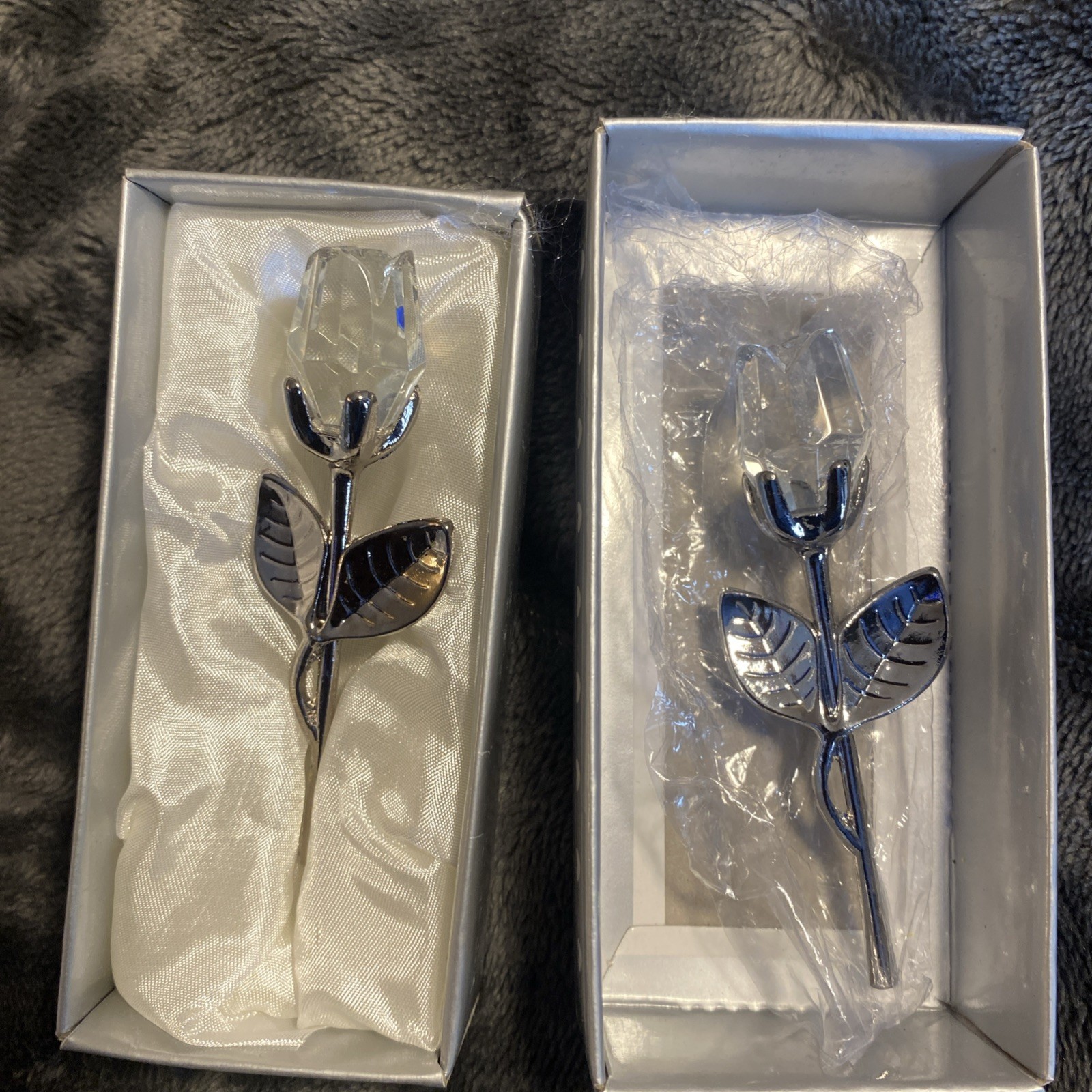 Crystal Glass Roses w/ Silver Long Stems-Figurines Collectibles-3-1/2”L -2pcs