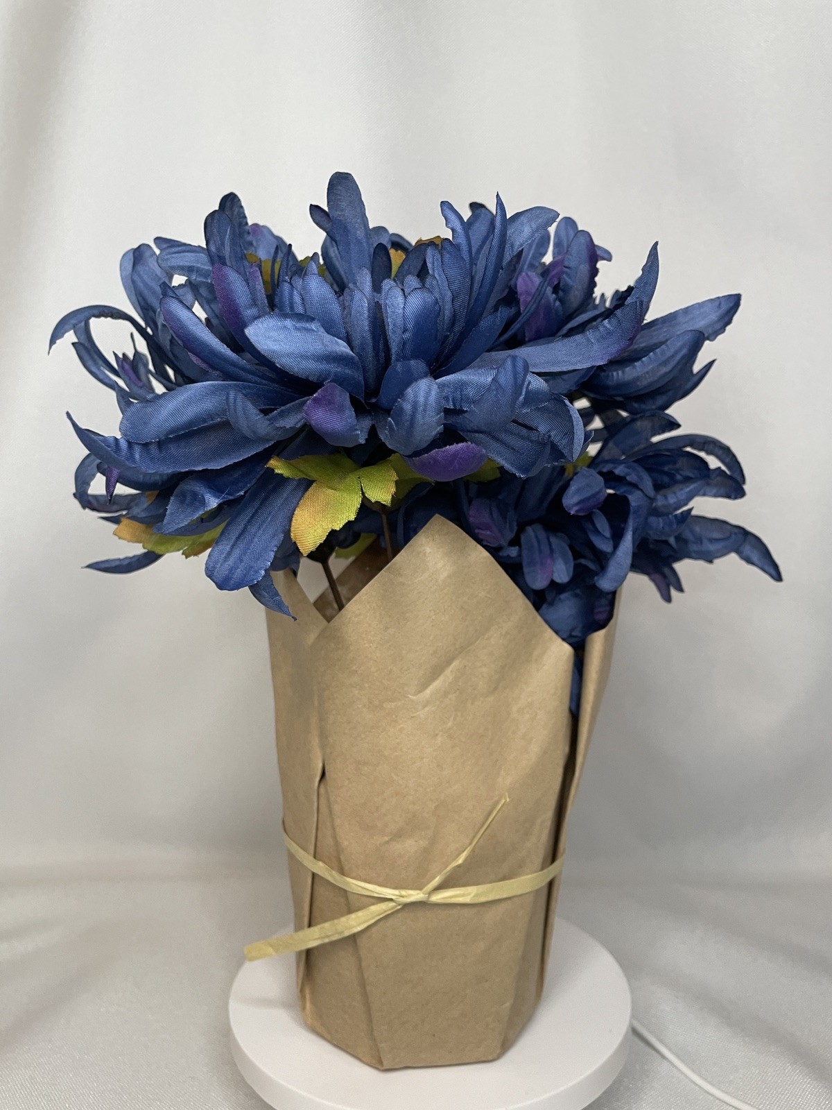 New Ashland Artificial Floral Dark Blue Mum 6-8 Lg Blooms Light Pot 9”x12” HOM17