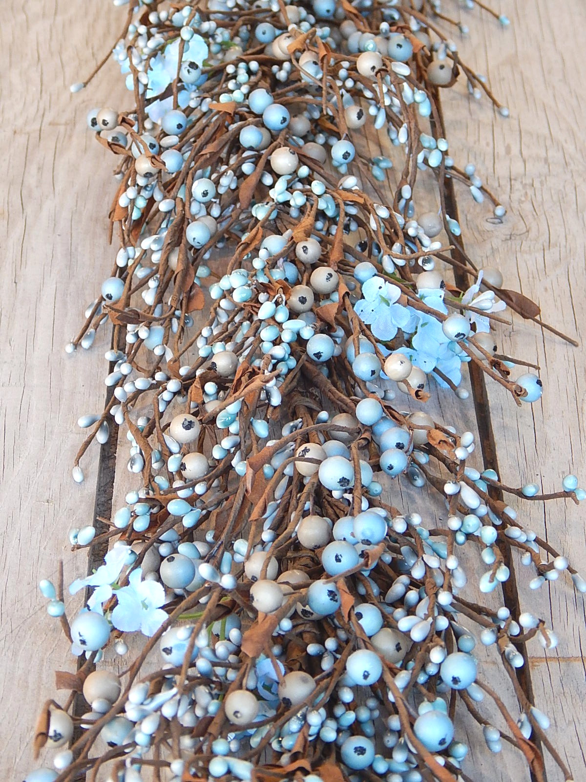 NEW Wildflower Spring Pip Berry MIXED Garland BLUE GREY WILDFLOWER MIX 56″