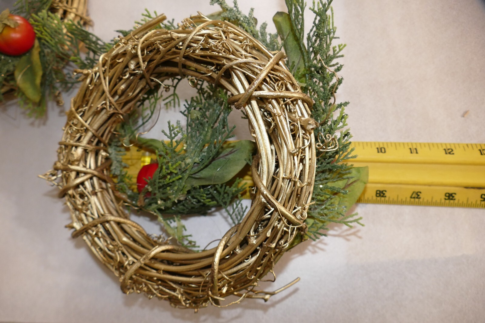 Set Of 6 Vegetable Summer Garden 8 Inch Wreaths Projects, Need Glue Gun Help