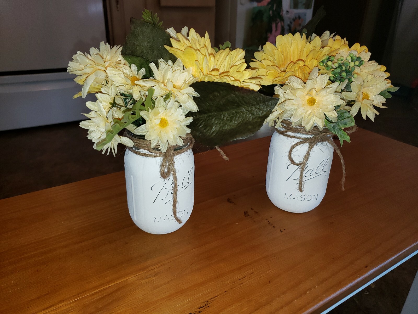 Beautiful Farmhouse Ball Mason Jar Decor pint Sized