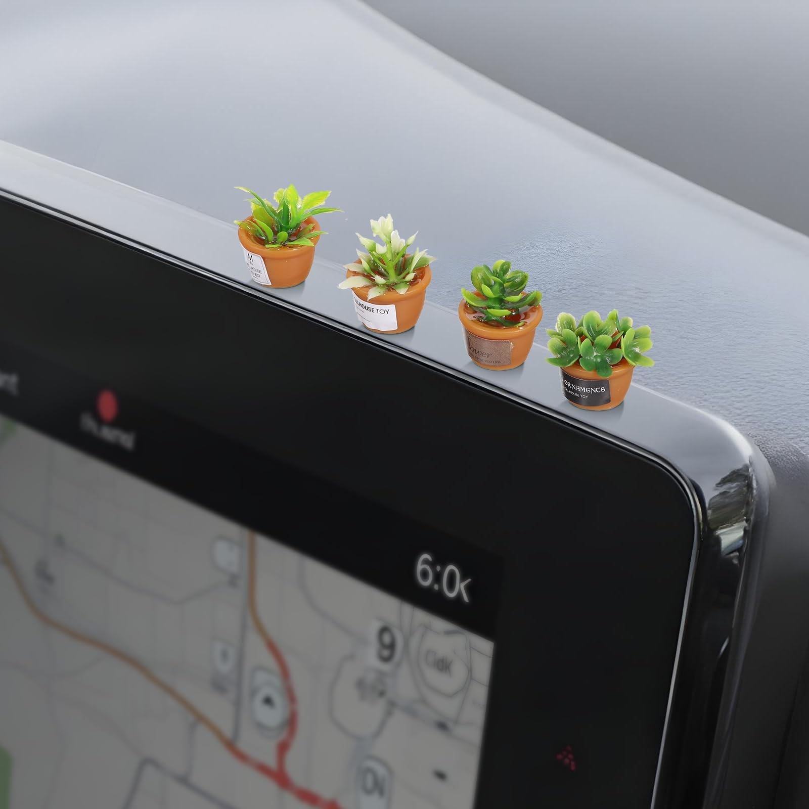Mini Car Plant Decor,4Pcs Cute Succulent Dashboard Decorations Mini Succulent