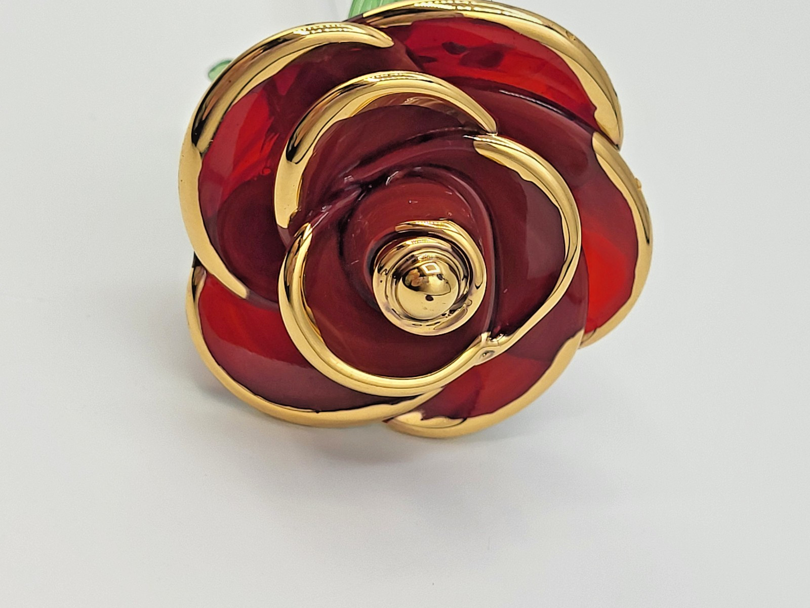 Art Glass Long 11.5″ Single Red Rose w Gold Trim Petals Clear Stem Green Thorns