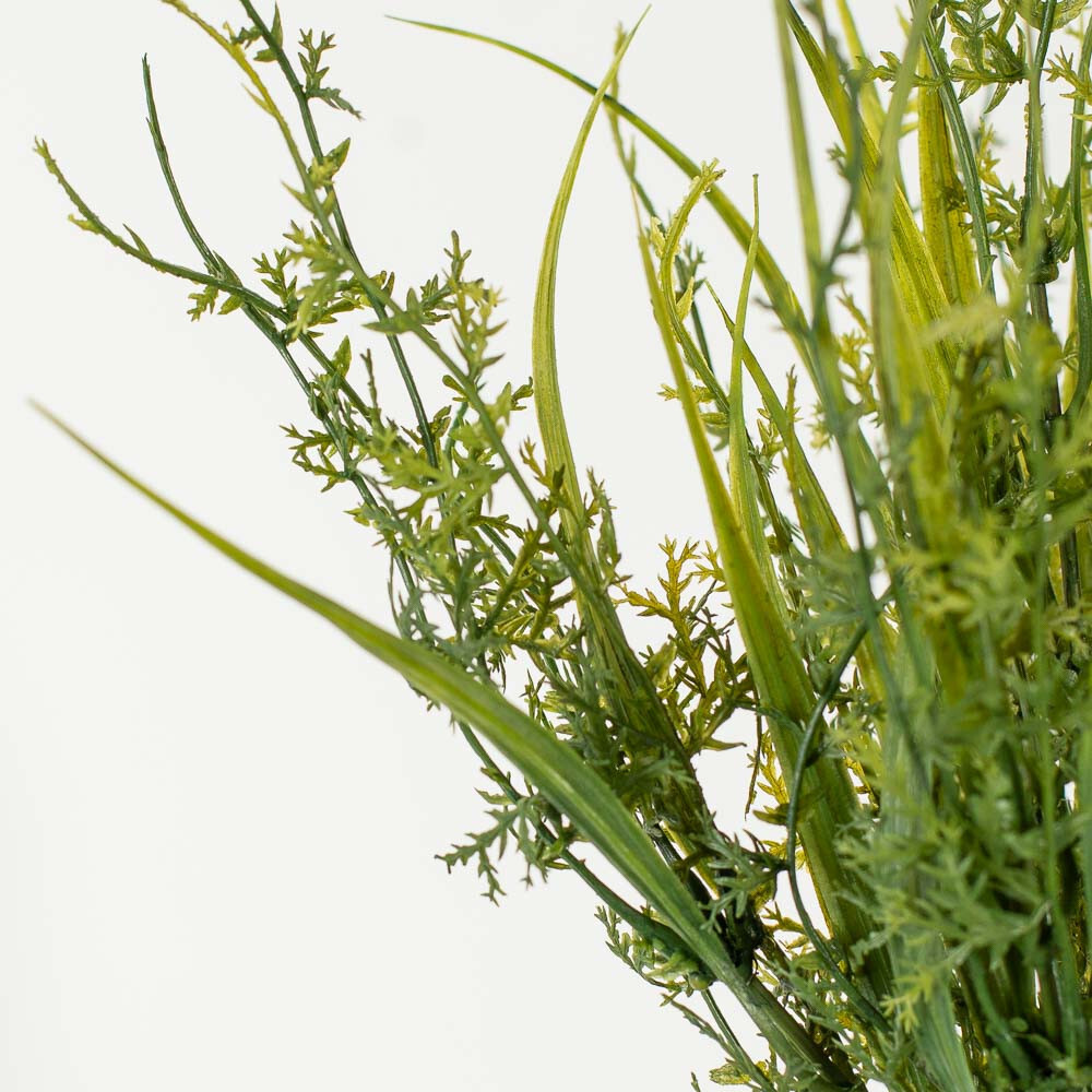 Package of 4 Small Artificial Indoor/Outdoor 15″ Decorative Grass Bushes