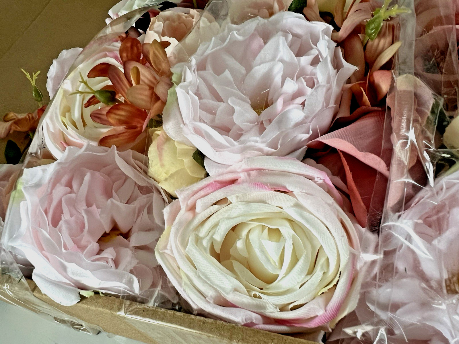 Peonies Artificial Flowers Pink Silk Roses Blush Pink, Peach, Cream 8″ Stems