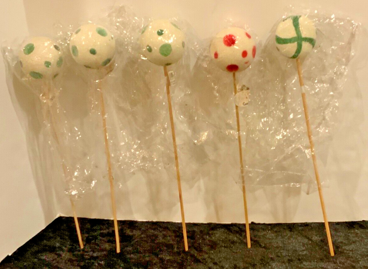 Lot of 5 VINTAGE Styrofoam Basket Picks Floral Decorations