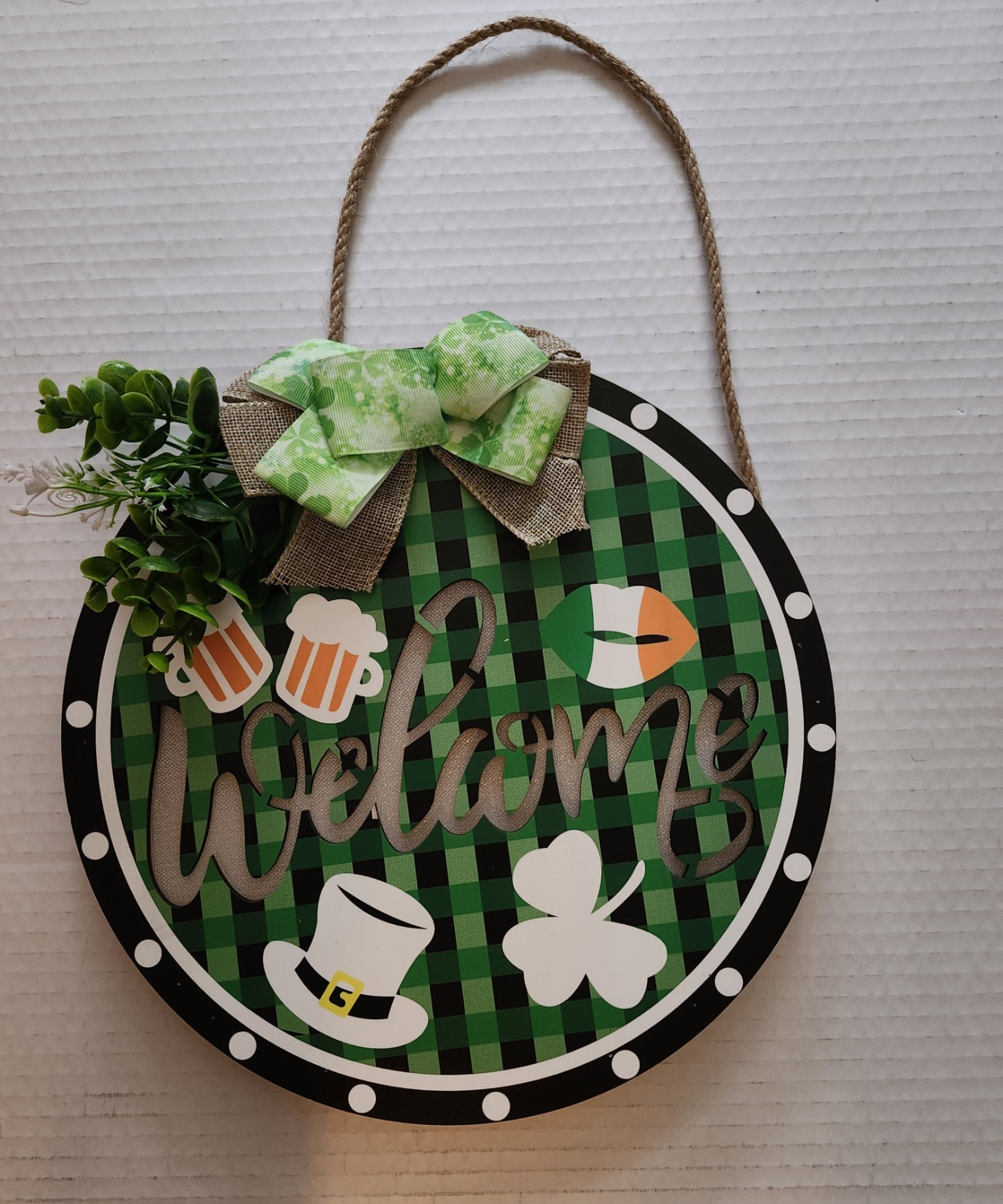 FREE St Pat’s Irish Green Welcome & Luck O Irish 2 in 1 Deco Mesh Wreath