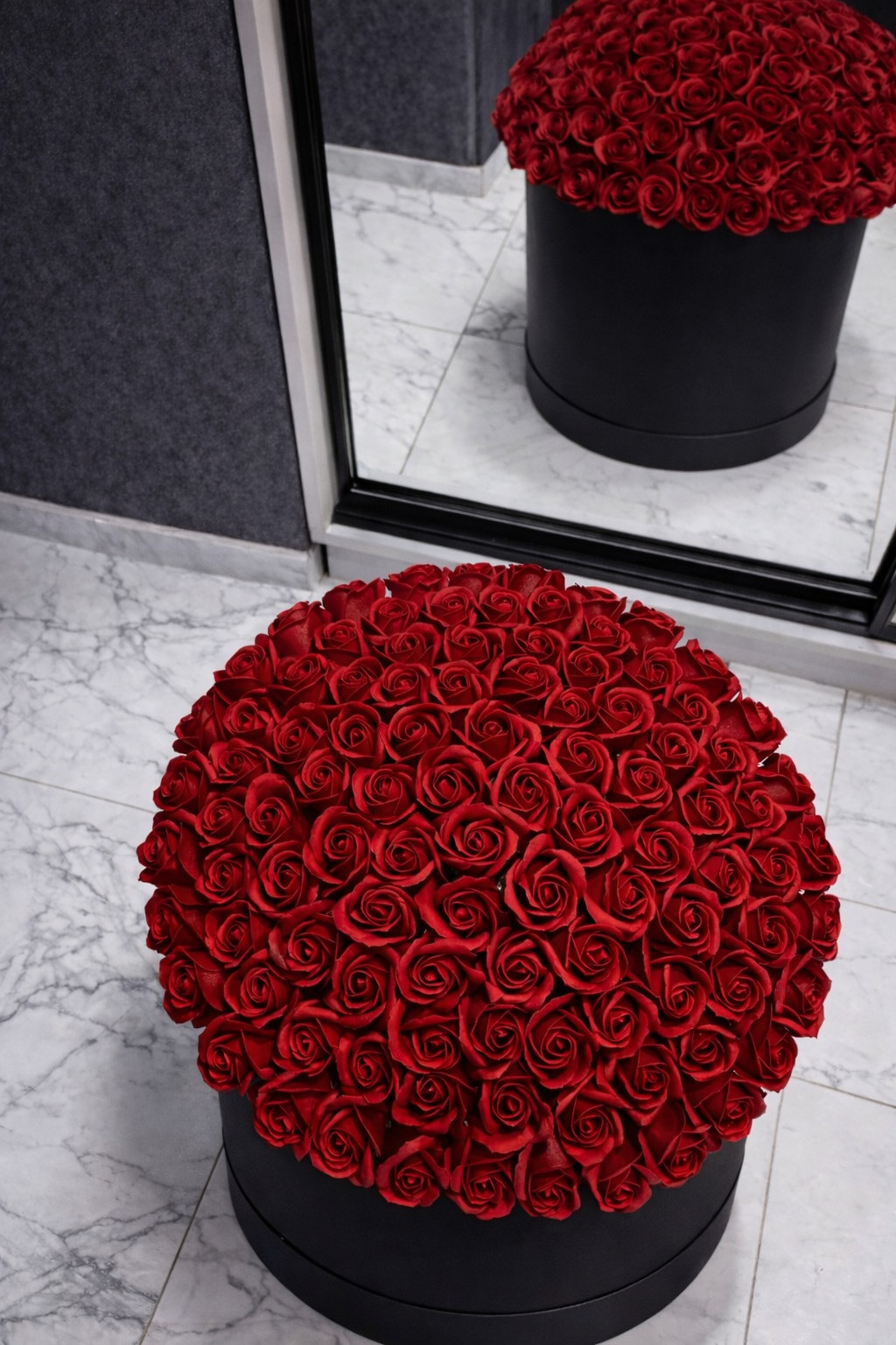 Decorative Soap Flowers – 101 Red Roses | Luxury Gift Bouquet