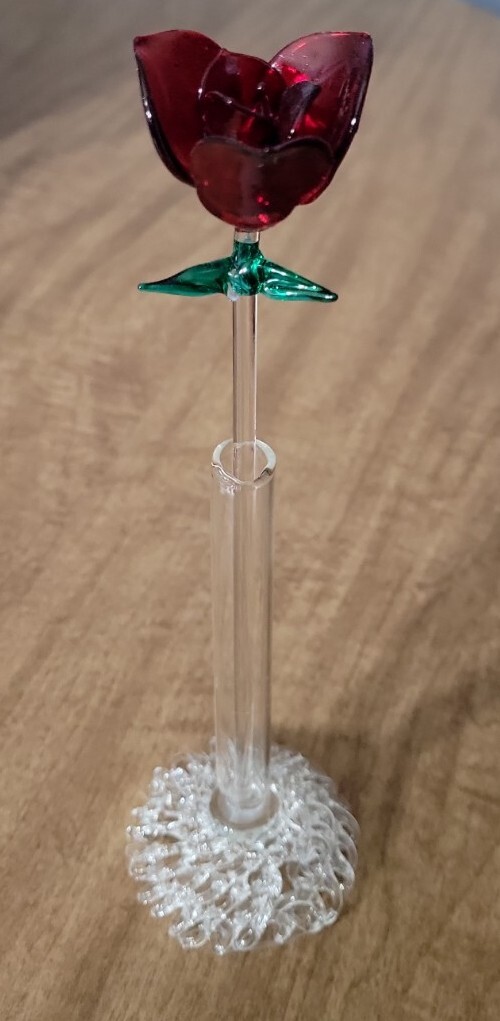 6 3/4” Long Stem 1 Red Rose Crystal and vase VALENTINES DAY