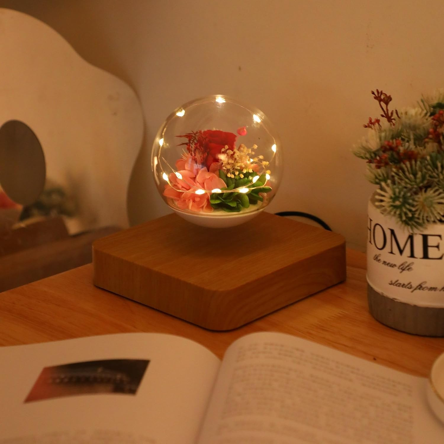 Magnetic Levitating Flower with LED Light – Eternal Floating Rose Lamp