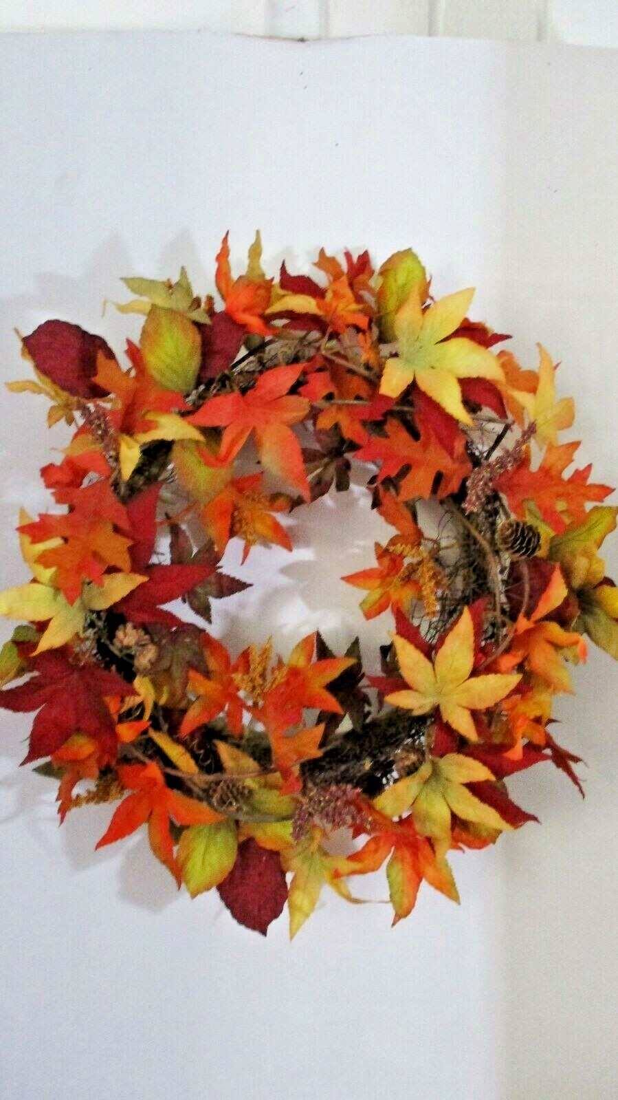 AUTUMN / FALL LEAVES & PINECONES & FLOWERS WREATH~10″ ring diameter~NWT