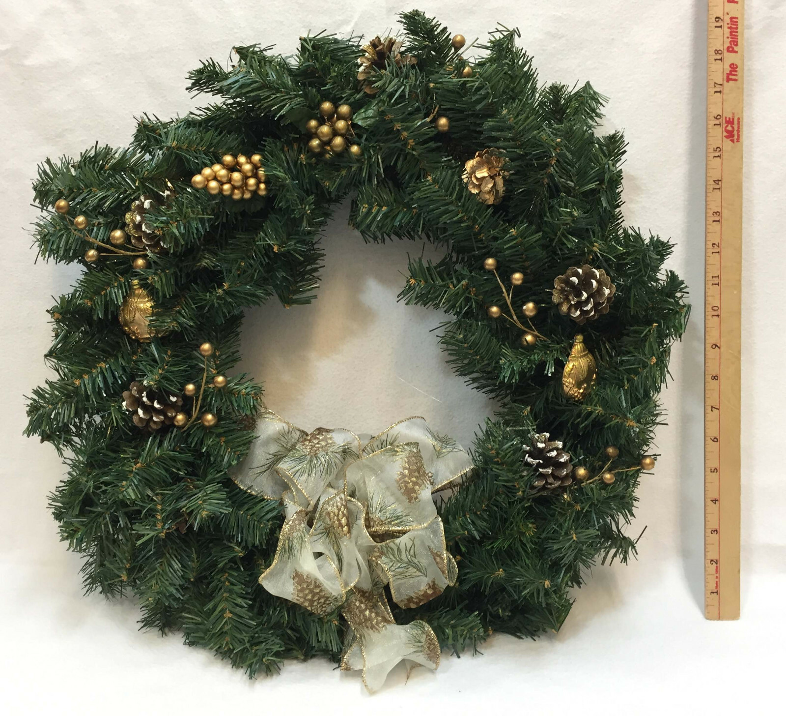 Wreath Green Pine Boughs Round Door 21″ Christmas Gold Bow Pine Cones & Berries