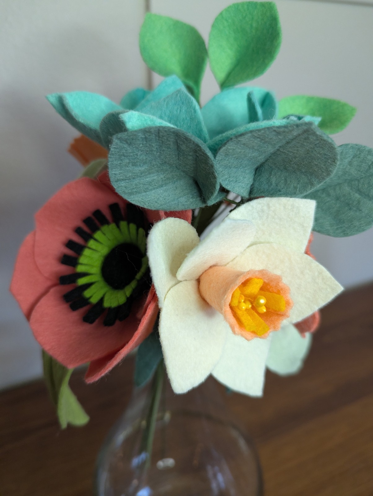 Beautiful Hand Cut Wool Blend Felt Flower Bouquet Gift Wrapped/Great Gift Idea!