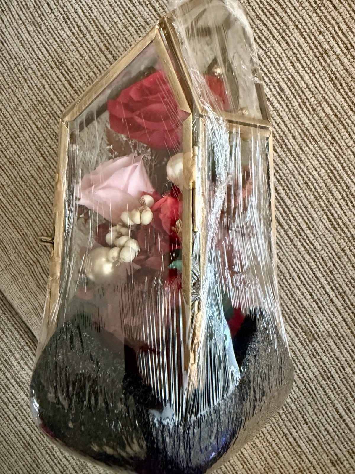 Eternal Rose Preserved Flower in Glass Display Case – New in Box Gift