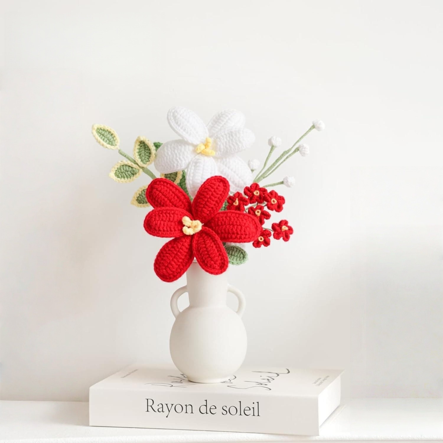 Crochet Flower Bouquet(wear vases) Suitable for Family Table Decoration
