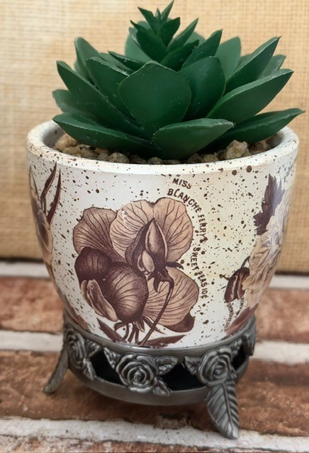 SMALL ARTIFICIAL SUCCULENT PLANT SHELF-SITTER DESK-TOP DECOR DORM ACCESSORY