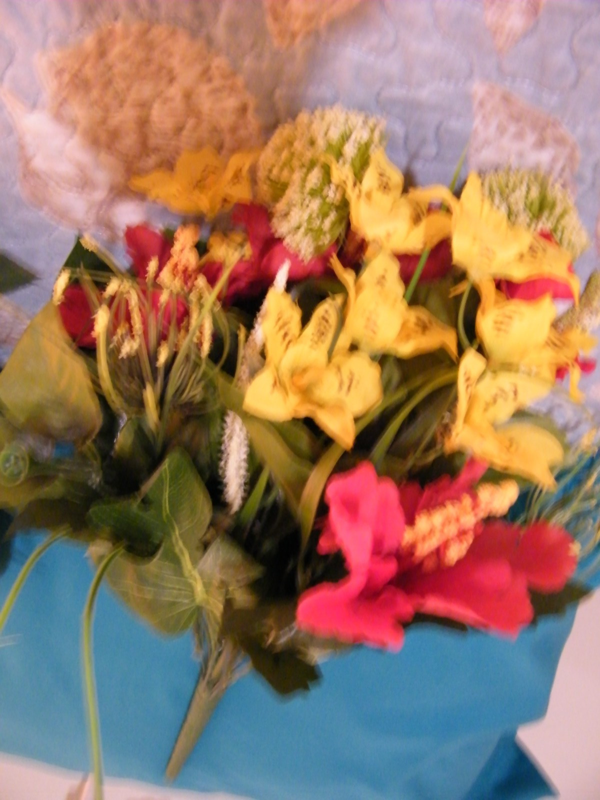 NEW 2 SMALL BUNDLES MULTI COLOR ASSORTED ARTIFICIAL FLOWERS LIKE LIKE
