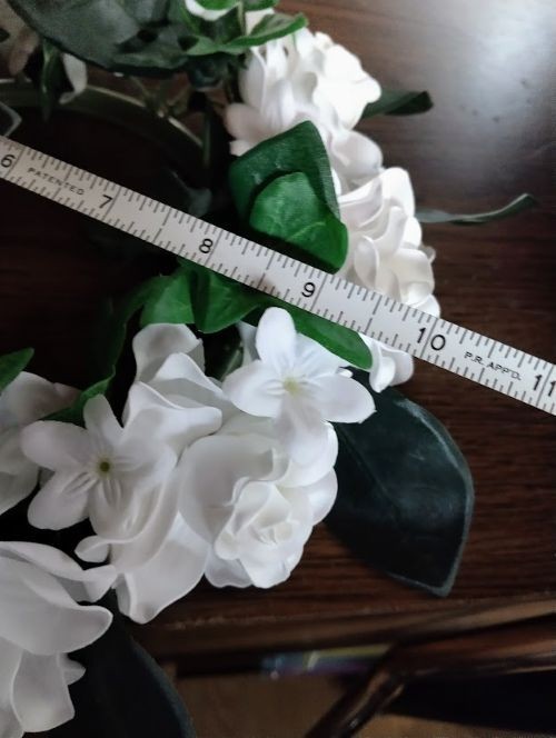 REAL TOUCH Gardenia candle ring for a 6″ pillar candle or cremation urn.
