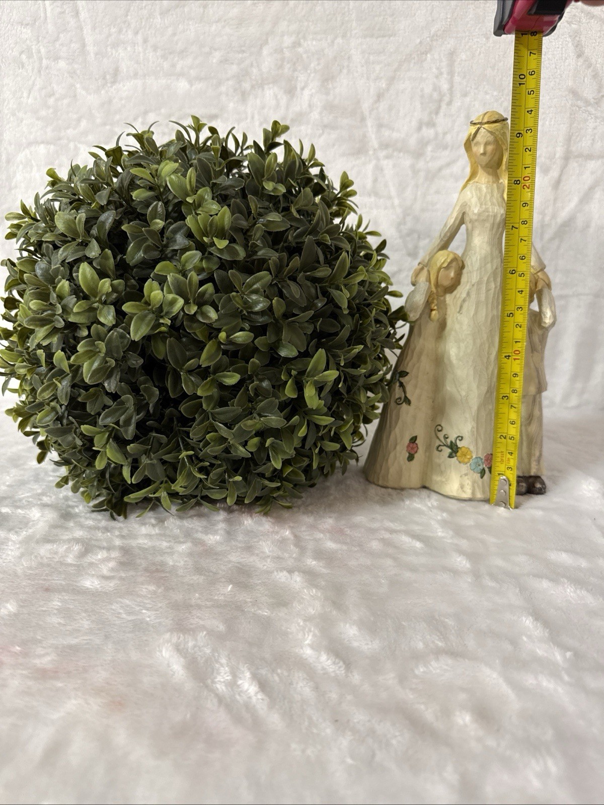 Homeford Synthetic Boxwood Plant Ball 9”Dx9”Wx9H”