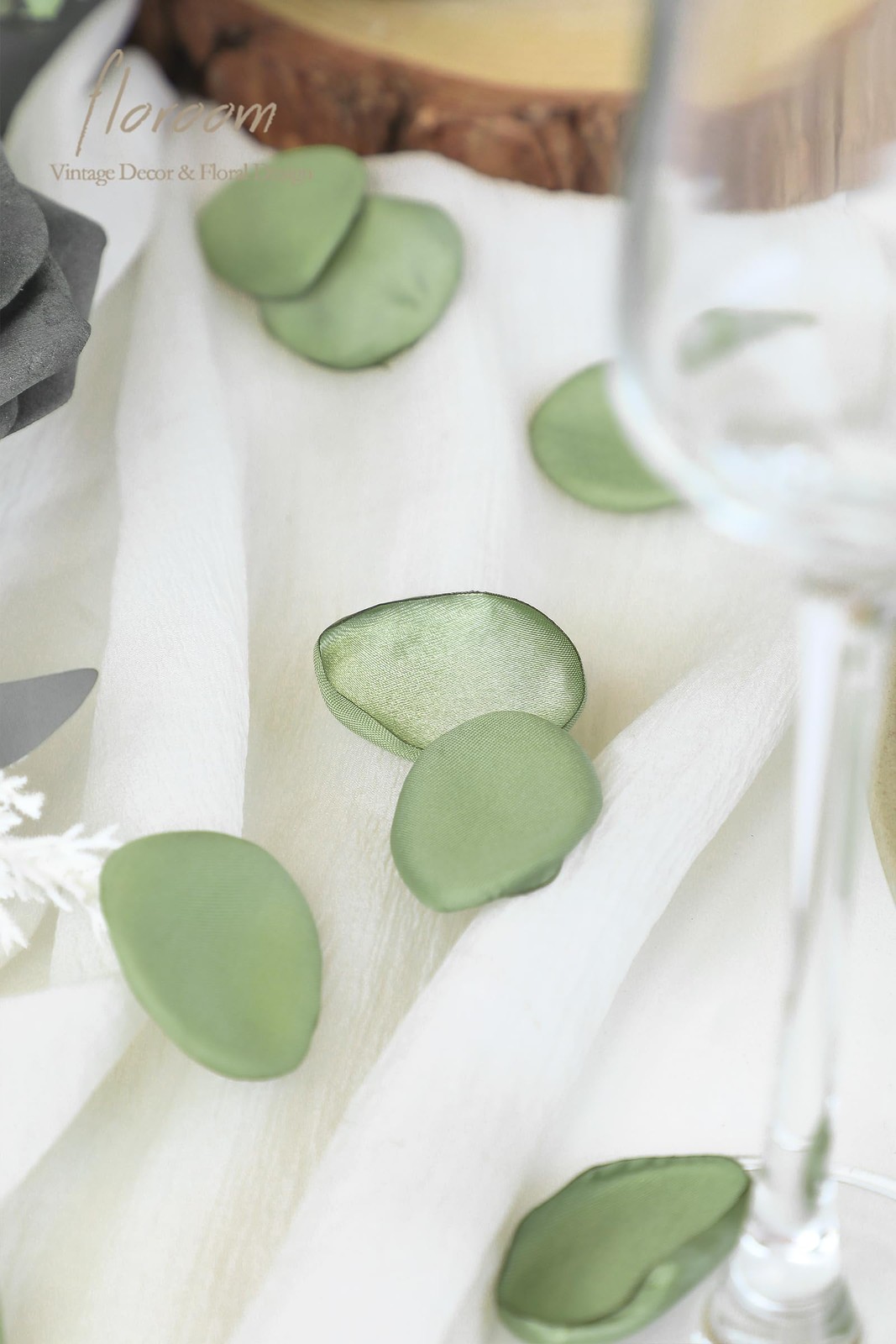 Floroom 300pcs Rose Petals Sage Green Faux Silk Flower Petals for Wedding Fl…