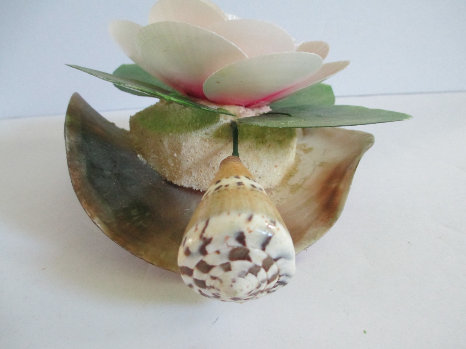 Floral Shaped Shells Blooming Flower Decorative Piece Art Home 6 x 8 in Vintage