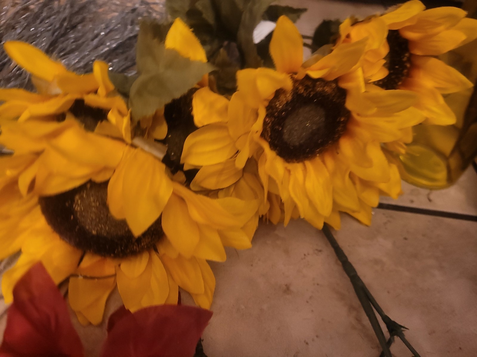 New Artificial Flower Stem Lot Sunflowers Poinsettias Berries Craft Supplies